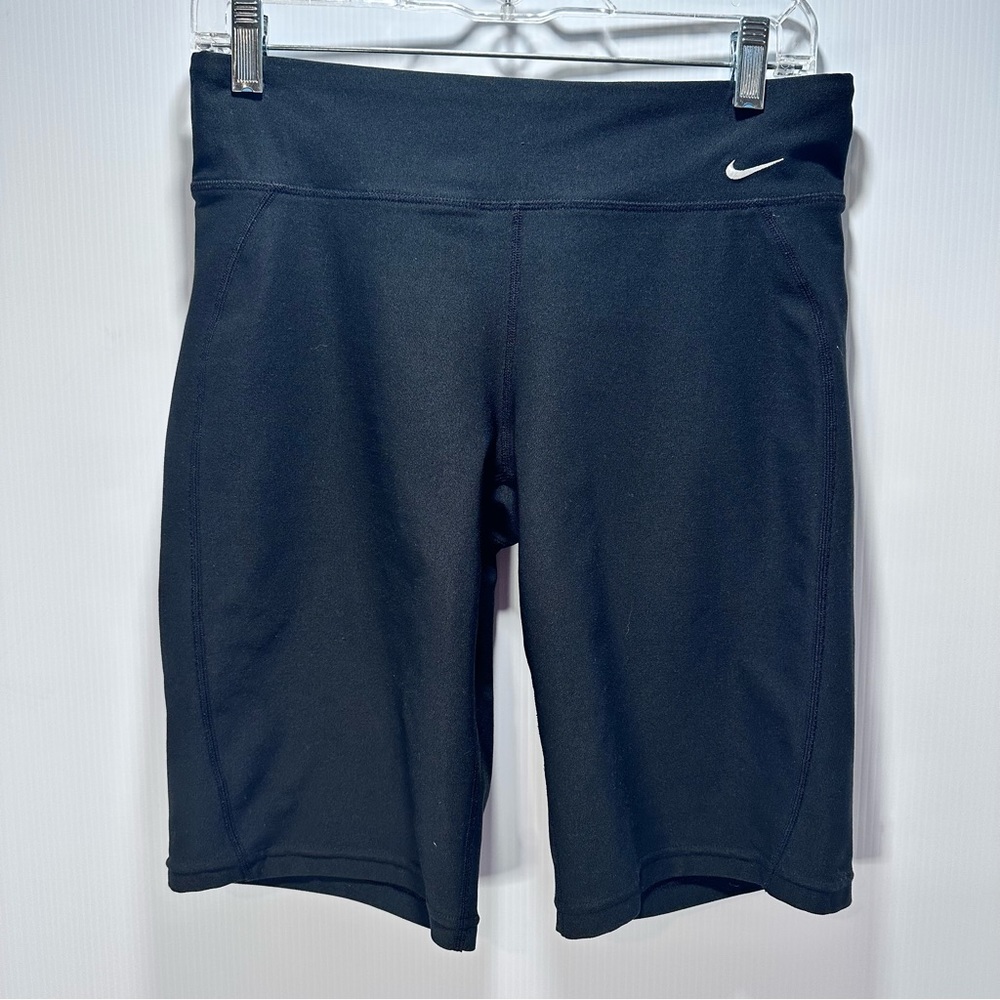 Nike Fit Dry Cycling Shorts Women’s Size Small Mid Rise Black Waist Pocket